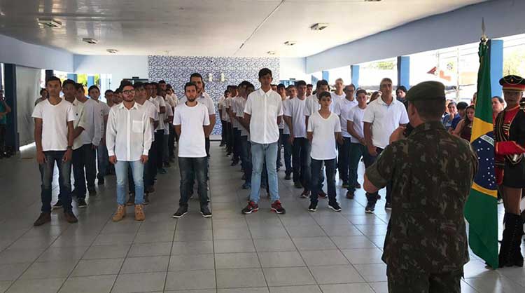 Sambentistas participam de Cerimônia de Dispensa do Serviço Militar